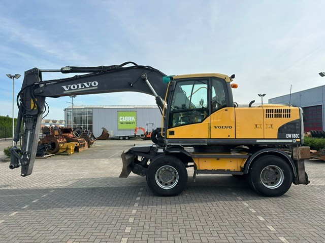 Volvo EW180C