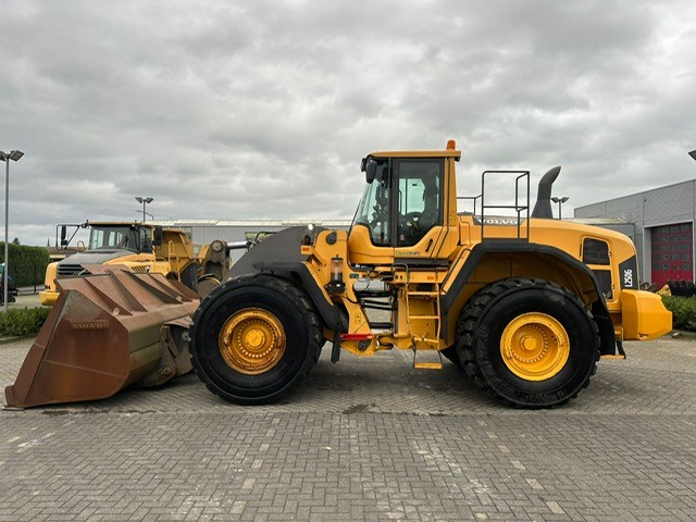 Volvo L250G ( Matris Available )